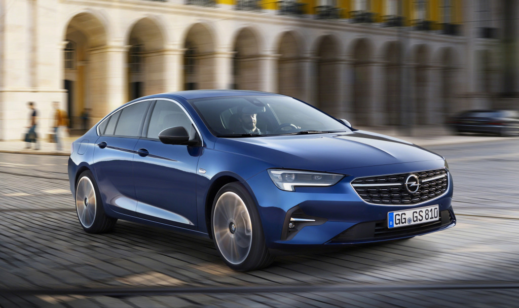 Opel toont vernieuwde Insignia